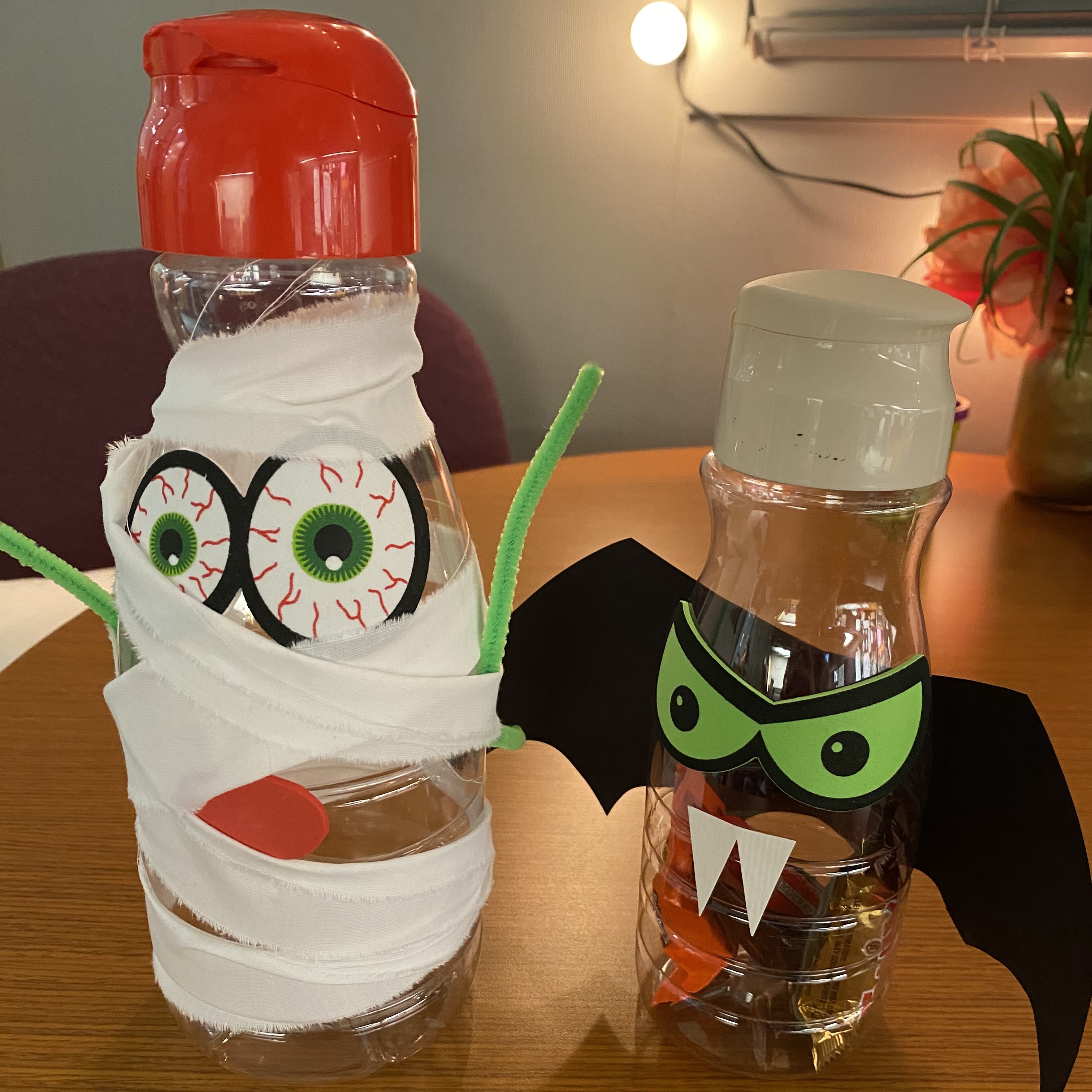 Monster treat container craft