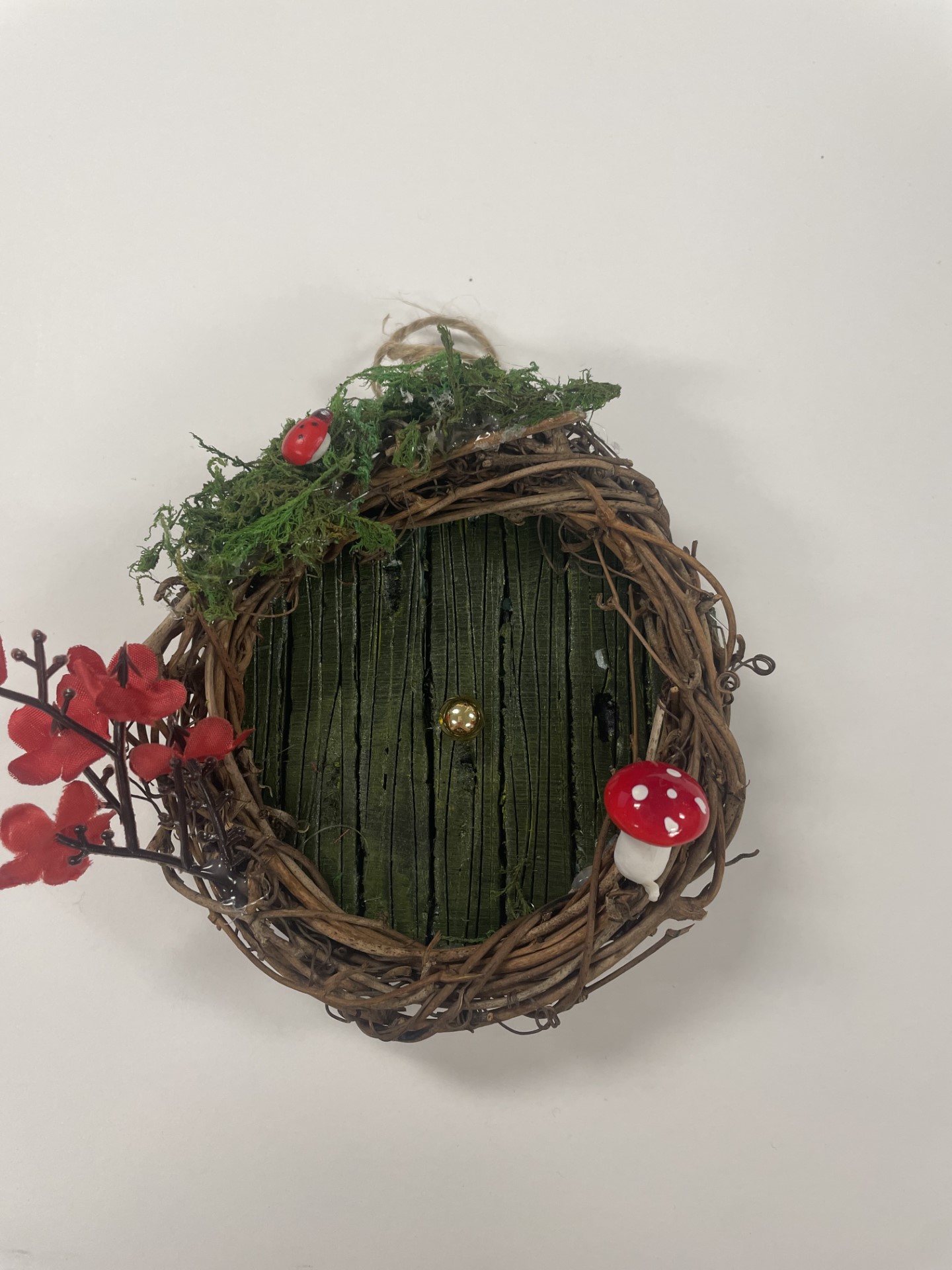 An example of the wreaths the patron will be able to make. 