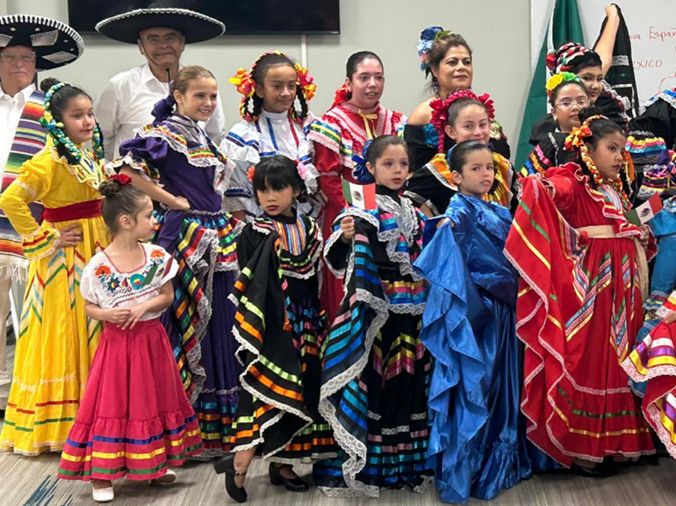 A picture of the Danza Folklorico Group in their traditional dress. 